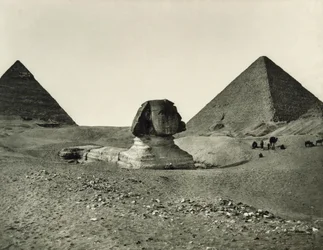 Sfinxen og pyramiderne